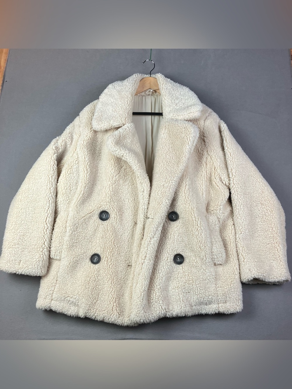 Free People Women’s Size M Notched Teddy Peacoat Coat Faux Sherpa Oatmeal